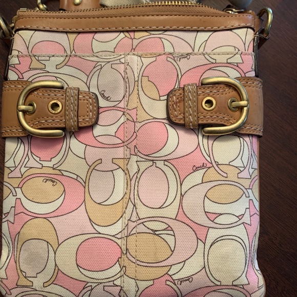 Coach Crossbody Bag - Picture 2 of 6